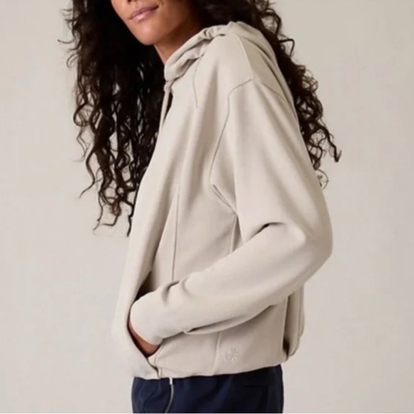 Athleta Seasoft Bubble Hem Hoodie Sweatshirt Women's Size Small Beige - Picture 2 of 9